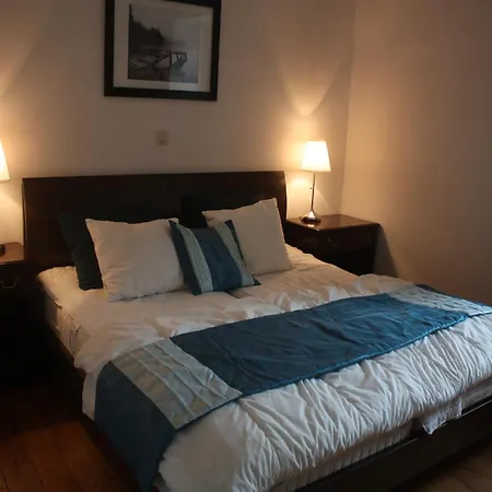 別荘 Bovigny With Cinema Cierreux