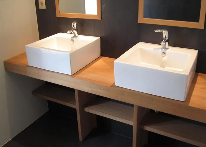 Bovigny With Cinema בית נופש